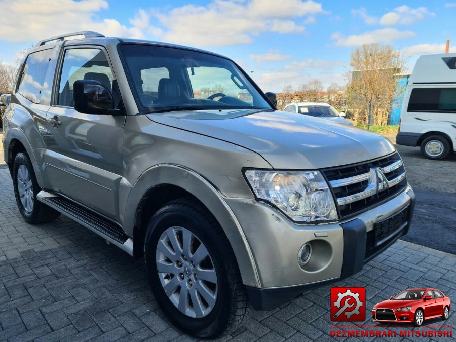 Arcuri mitsubishi pajero 2010