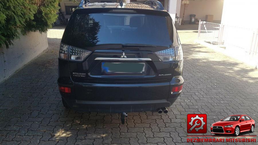 Aripa fata mitsubishi outlander 2012