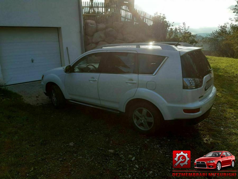 Baie ulei cutie mitsubishi outlander 2011