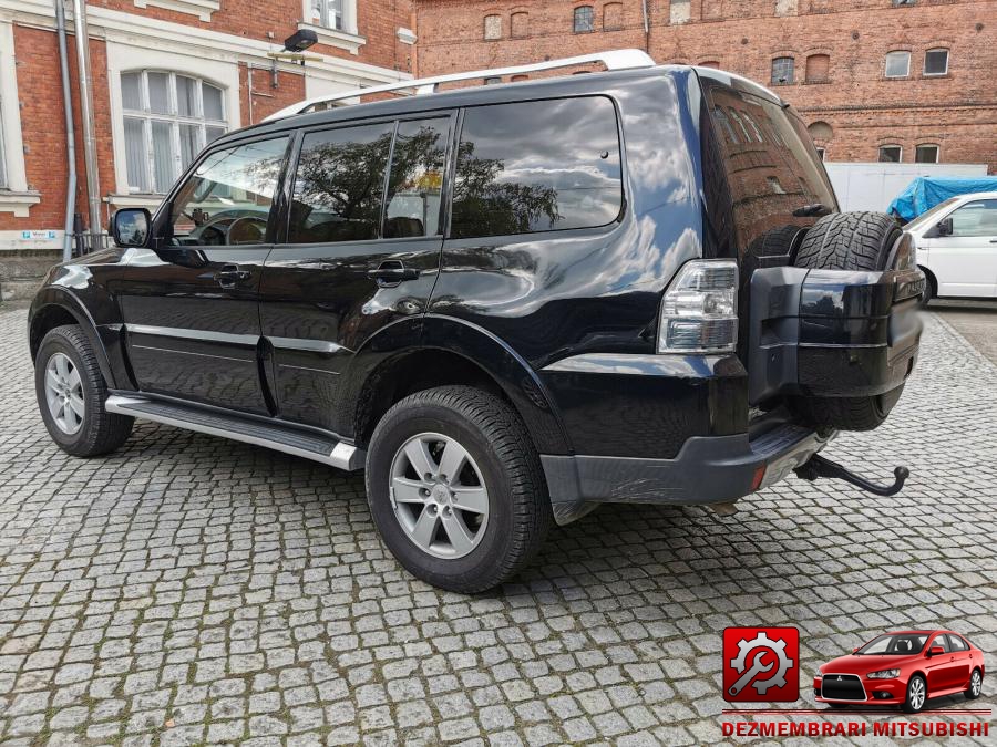 Baie ulei mitsubishi pajero 2010