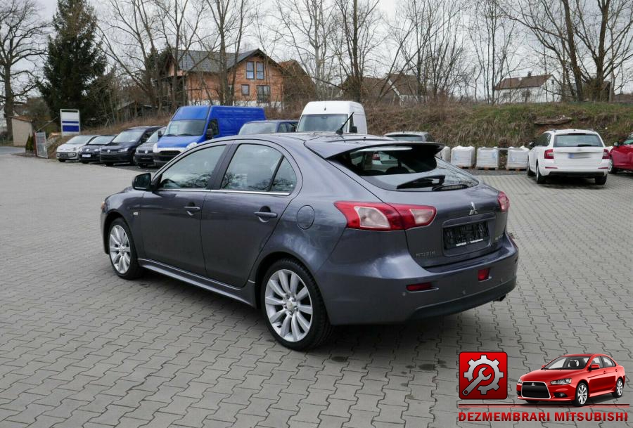 Luneta mitsubishi lancer 2013